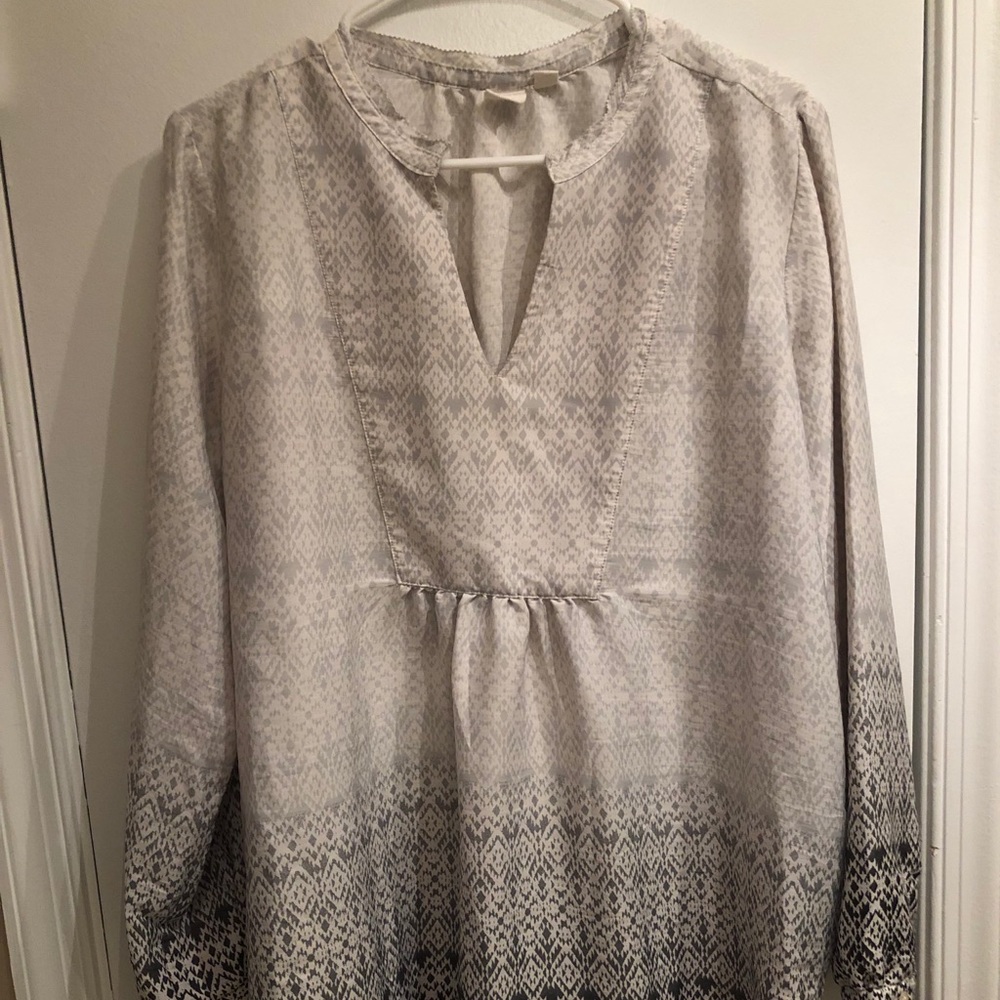 Maternity GAP Grey Top